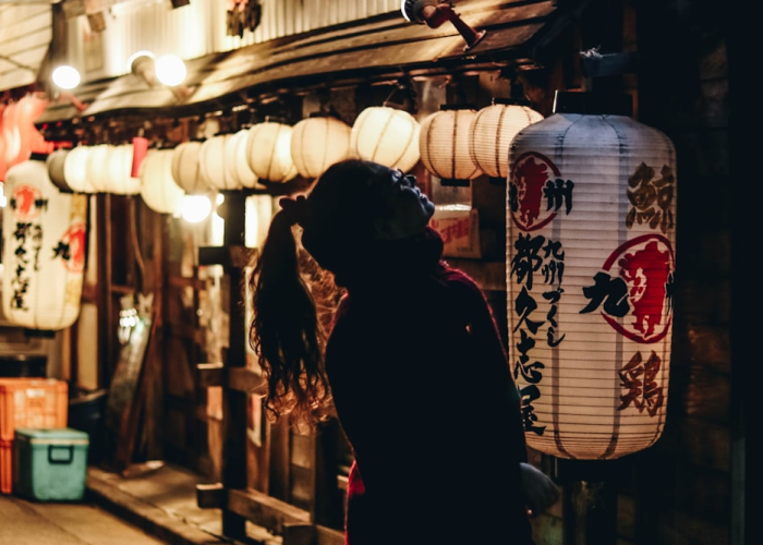 鬼节晚上见鬼了怎么办，清明节晚上见鬼了怎么办