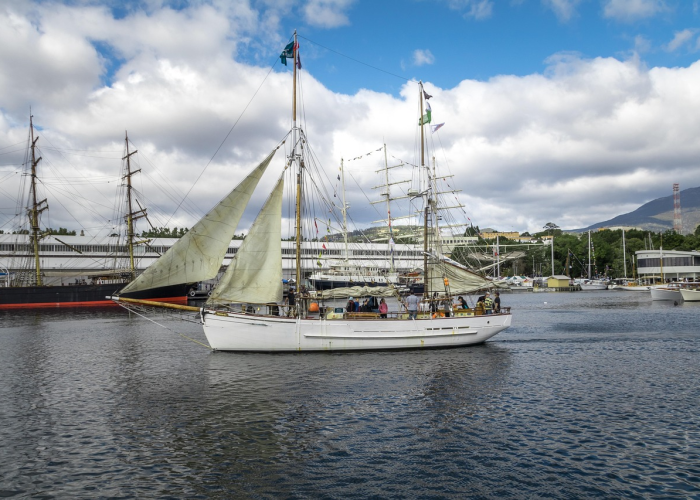 风声雨声读书声声声入耳的对联，风声雨声读书声