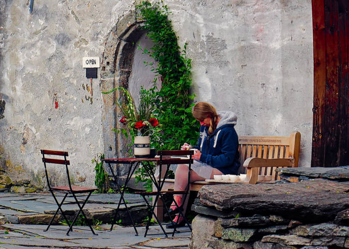 【我国第一位伟大的浪漫主义爱国诗人,我国第一位爱国浪漫主义诗人是谁】 【我国第一位伟大的浪漫主义爱国诗人,我国第一位爱国浪漫主义诗人是谁】