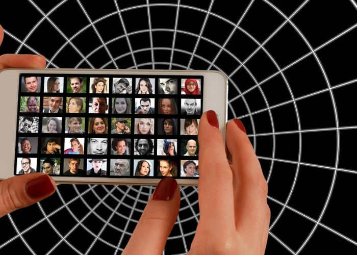 明月有情应识我年年相见在他乡的意思是什么,明月有情应识我年年相见在他乡出自哪首诗 明月有情应识我年年相见在他乡的意思是什么,明月有情应识我年年相见在他乡出自哪首诗